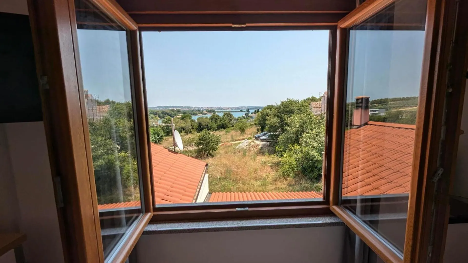 Marina Vista Apartment Pomer 0*,  Croatia